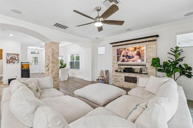 16214 BAYBERRY VIEW DRIVE, Lithia, FL 33547