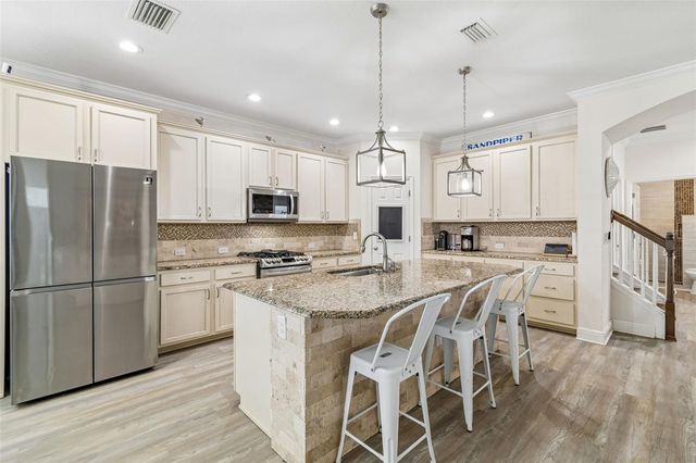 16214 BAYBERRY VIEW DRIVE, Lithia, FL 33547