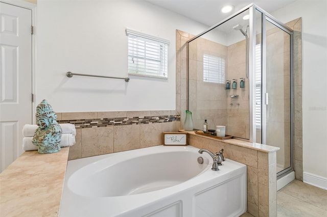 16214 BAYBERRY VIEW DRIVE, Lithia, FL 33547