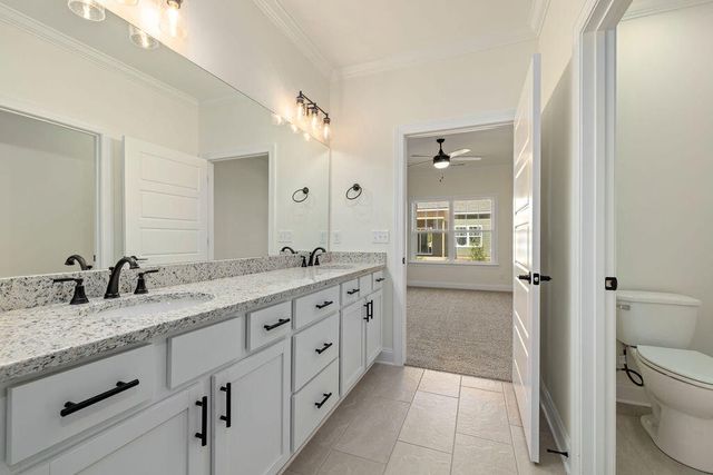 1584 Whisper Winds Lane # 8, Ooltewah, TN 37363