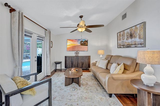 3437 35TH STREET N, St Petersburg, FL 33713