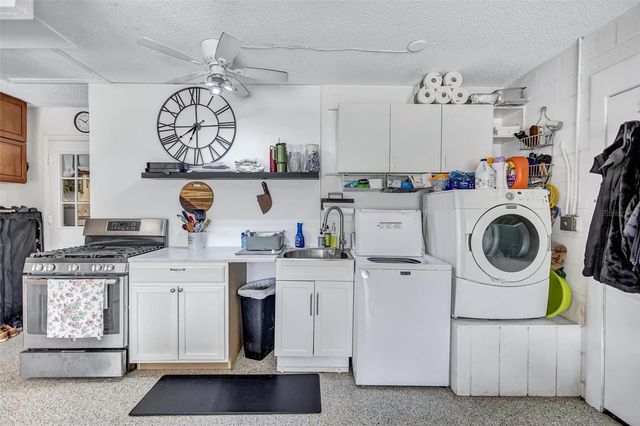 3437 35TH STREET N, St Petersburg, FL 33713
