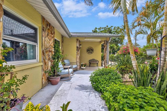 3437 35TH STREET N, St Petersburg, FL 33713