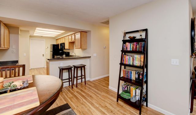 2263 Willowside Lane, Grove City, OH 43123