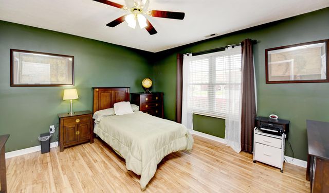 2263 Willowside Lane, Grove City, OH 43123