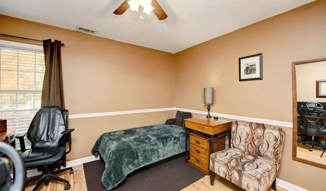 2263 Willowside Lane, Grove City, OH 43123