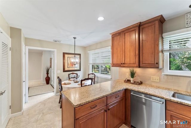 139 Heritage Village B, Southbury, CT 06488