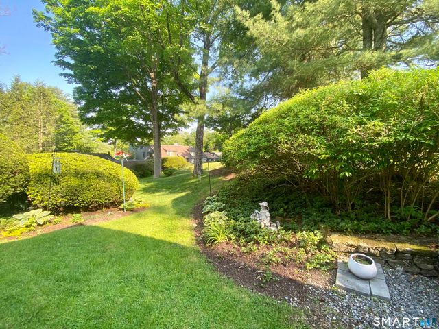 139 Heritage Village B, Southbury, CT 06488