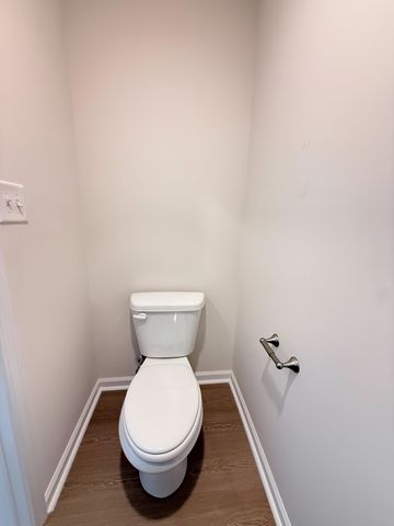 943 Wall St, Clarksville, TN 37040