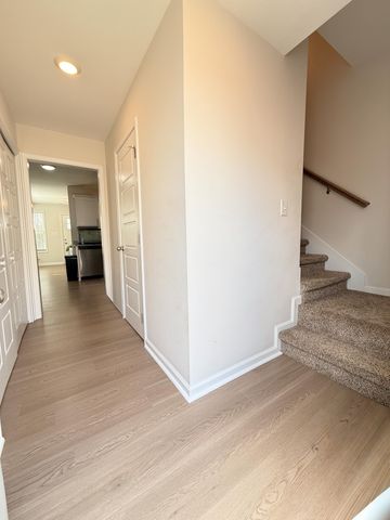 943 Wall St, Clarksville, TN 37040