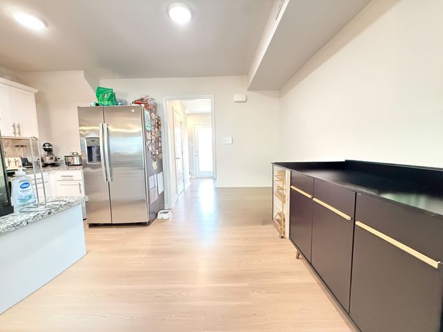 943 Wall St, Clarksville, TN 37040