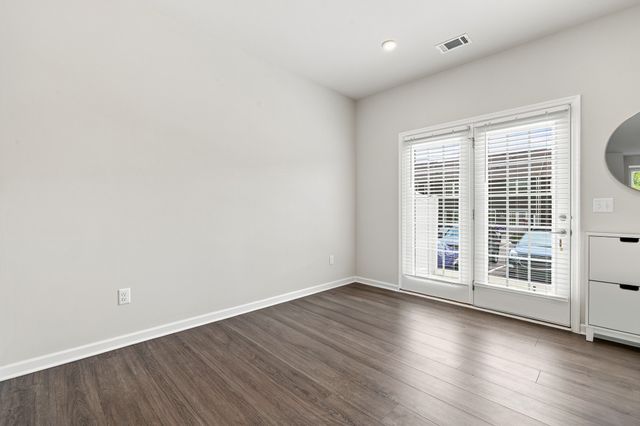 420 Park Ave Unit 22, Lebanon, TN 37087