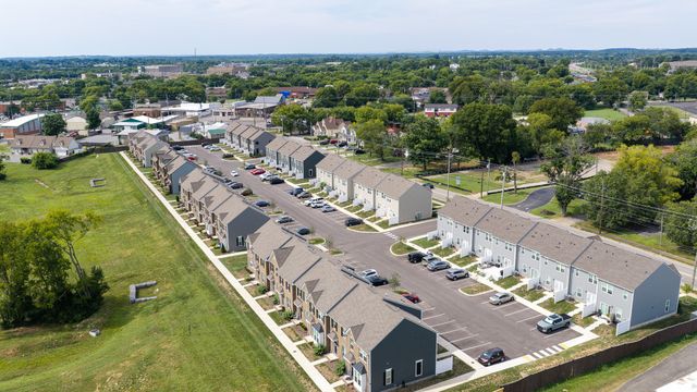420 Park Ave Unit 22, Lebanon, TN 37087