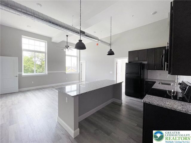 216 Penn Street 8, Bath Boro, PA 18014