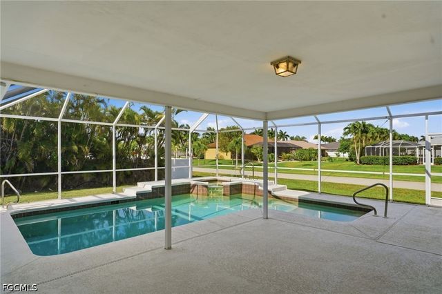 2601 SW 37th TER, Cape Coral, FL 33914