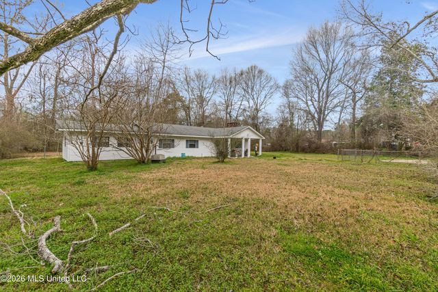 73 Rouse Road, Hattiesburg, MS 39401