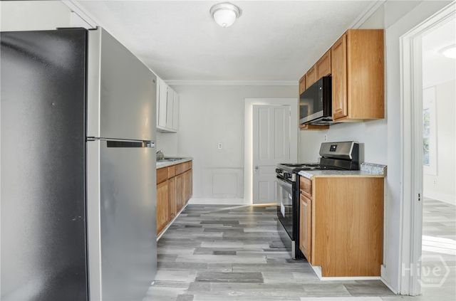 1303 E 33rd Street Upper Carriage House, Savannah, GA 31404