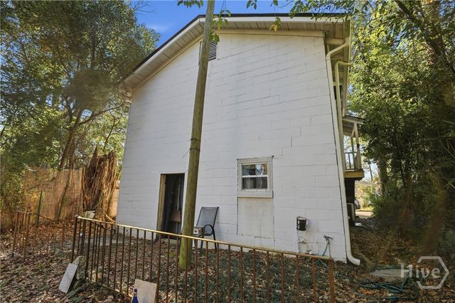 1303 E 33rd Street Upper Carriage House, Savannah, GA 31404