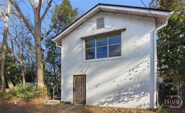 1303 E 33rd Street Upper Carriage House, Savannah, GA 31404