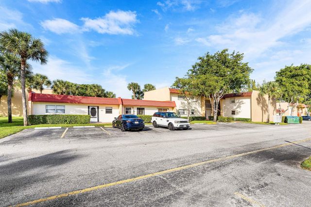 201 Lake Dora Drive, West Palm Beach, FL 33411