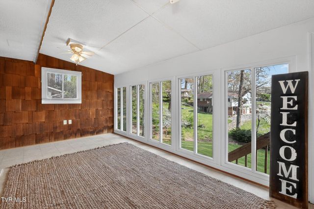 107 Dogwood Lane, Johnson City, TN 37604