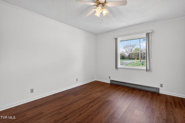 107 Dogwood Lane, Johnson City, TN 37604