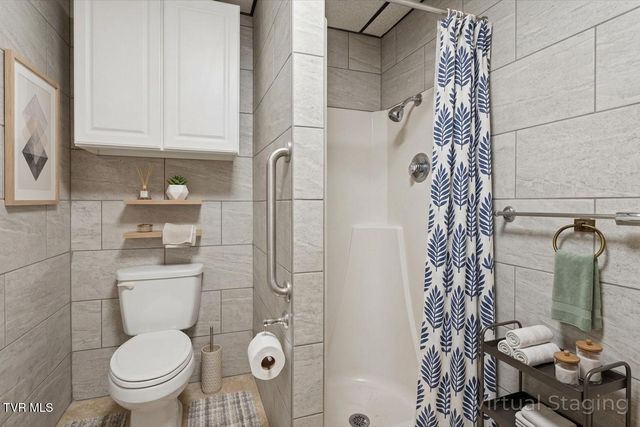 107 Dogwood Lane, Johnson City, TN 37604