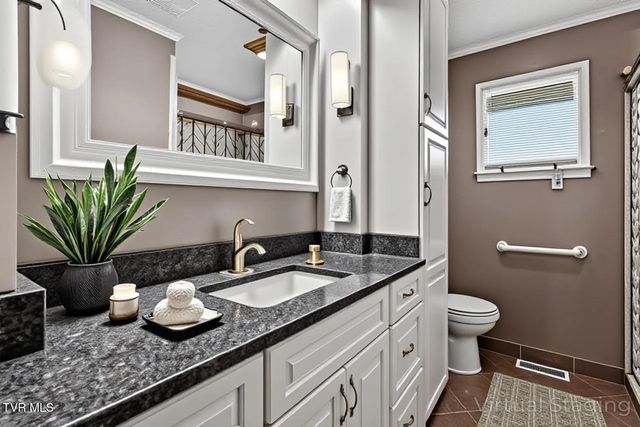 107 Dogwood Lane, Johnson City, TN 37604