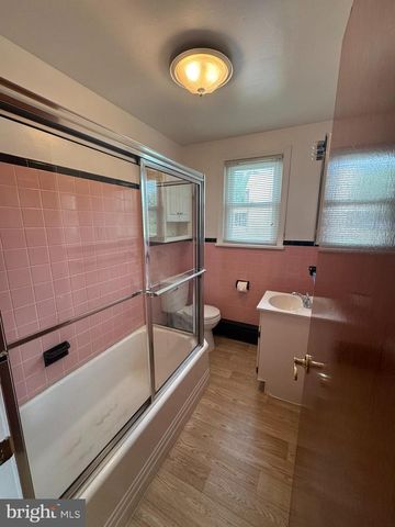 410 PAOLI AVE, Philadelphia, PA 19128