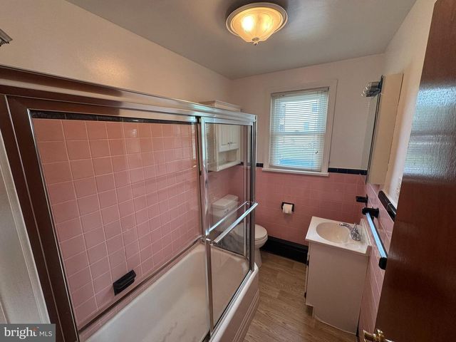 410 PAOLI AVE, Philadelphia, PA 19128