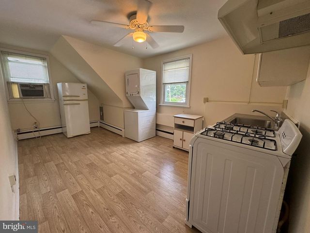 410 PAOLI AVE, Philadelphia, PA 19128