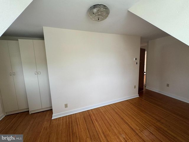 410 PAOLI AVE, Philadelphia, PA 19128