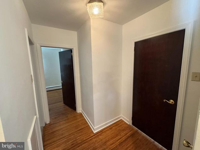 410 PAOLI AVE, Philadelphia, PA 19128
