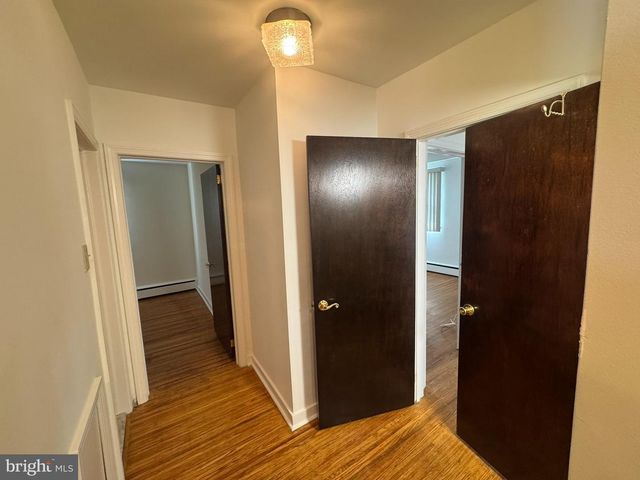 410 PAOLI AVE, Philadelphia, PA 19128