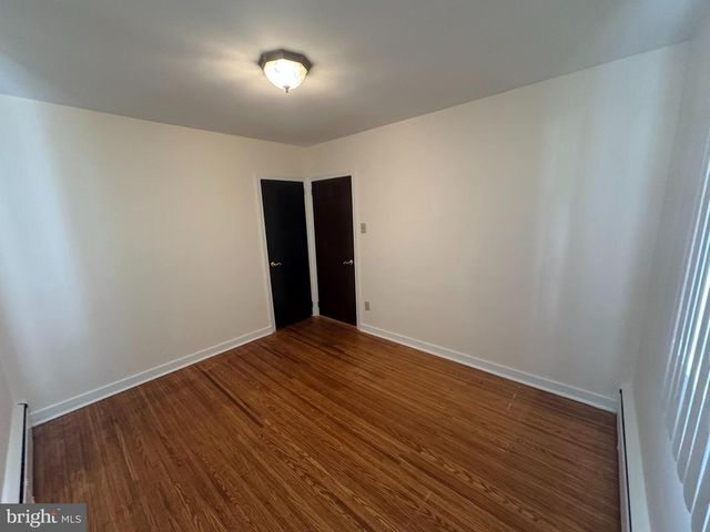 410 PAOLI AVE, Philadelphia, PA 19128