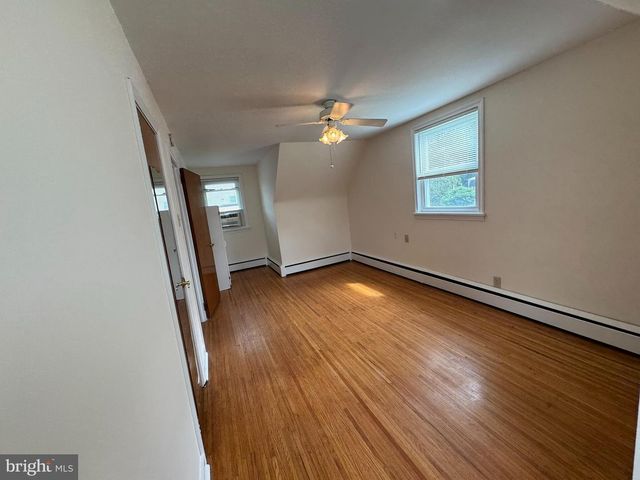 410 PAOLI AVE, Philadelphia, PA 19128