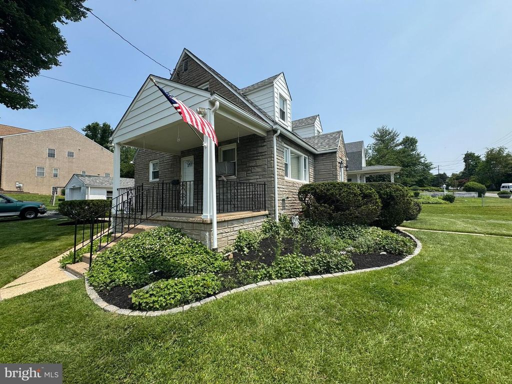 410 PAOLI AVE, Philadelphia, PA 19128