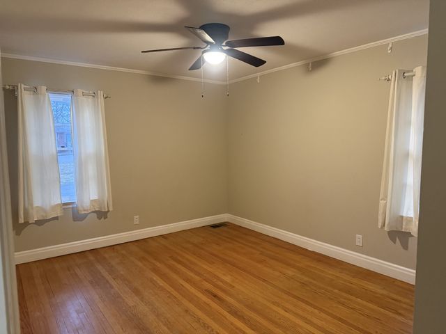 1034 Rolling Fields Cir, Columbia, TN 38401