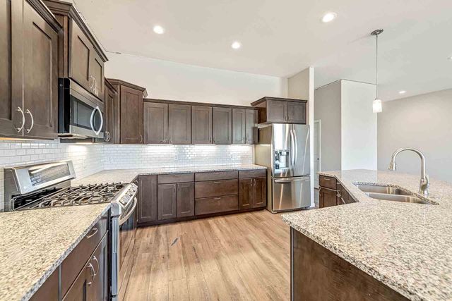 1305 Raymond Court, Loma, CO 81524