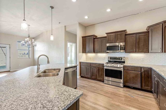 1305 Raymond Court, Loma, CO 81524