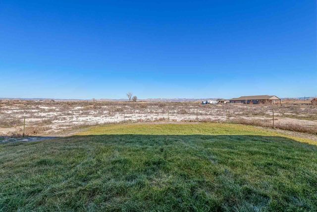 1305 Raymond Court, Loma, CO 81524