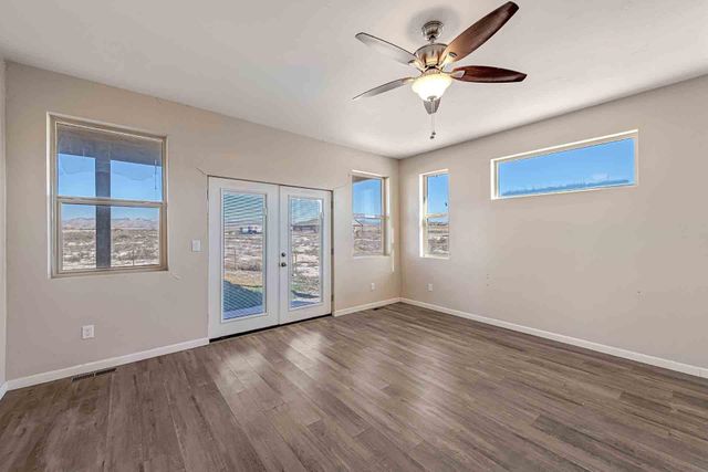 1305 Raymond Court, Loma, CO 81524