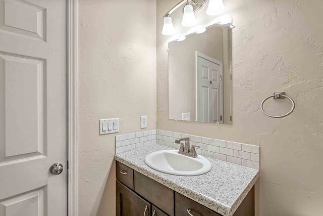 1305 Raymond Court, Loma, CO 81524