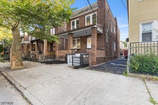 165 Van Nostrand Ave, Jersey City, NJ 07305