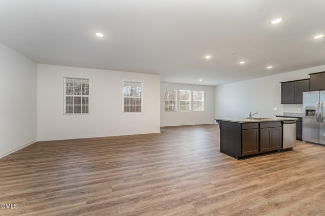 176 Starlet Ridge Way, Clayton, NC 27520