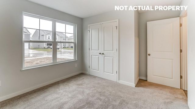 12 Gristmill Drive, Ashville, OH 43103