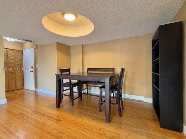 2801 NE 183rd Street 202W, Aventura, FL 33160