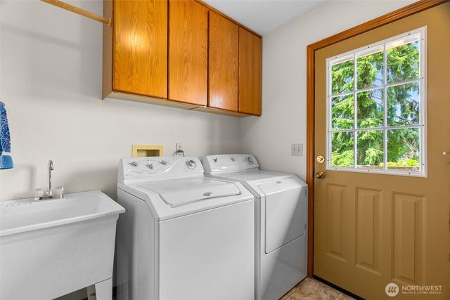 10140 Case Road SW, Olympia, WA 98512