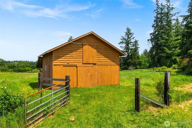 10140 Case Road SW, Olympia, WA 98512