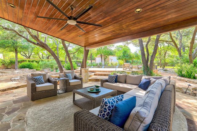 111 Roberts CIR, Georgetown, TX 78633